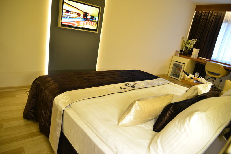 Aksan Hotel Izmir Exteriör bild